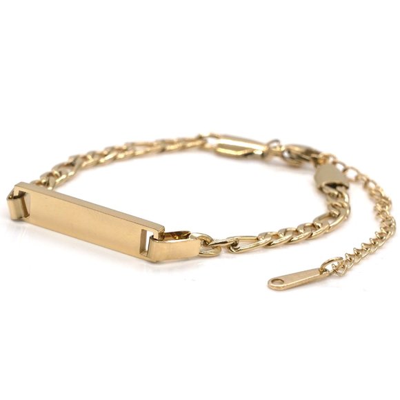 Gold plated baby size bracelet with personalized name plate. - Picture 5 of 6